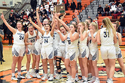 Lady Cats are going back to State